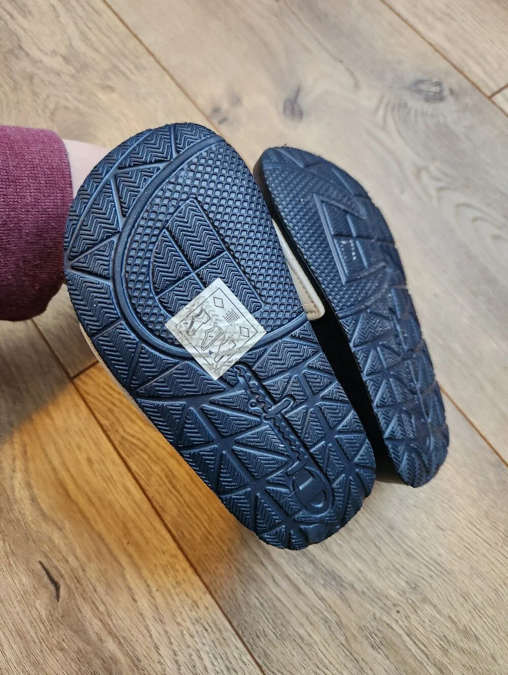 Size 6 Toddler Champion Slides